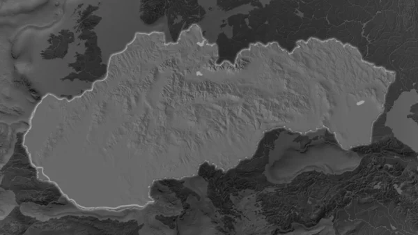 在其周围环境暗淡的背景下 斯洛伐克的面积扩大了 而且发亮了 Bilevel冲撞高程图 — 图库照片