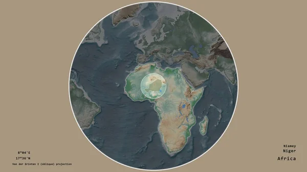 在该大陆的大比例尺地图上有一个圆形的尼日尔地区 在绝望的背景下孤立起来 大写的地理推论和名称 彩色物理图 — 图库照片