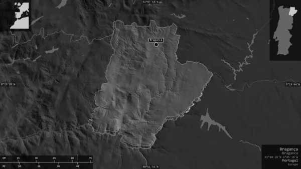 ブラガンカ ポルトガルの地区 湖や川とグレースケールの地図 有益なオーバーレイとその国の領域に対して提示形状 3Dレンダリング — ストック写真
