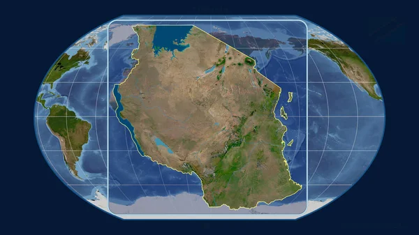 用透视线与Kavrayskiy投影中的全球地图对齐 放大坦桑尼亚的轮廓 形体中心 卫星图像 — 图库照片