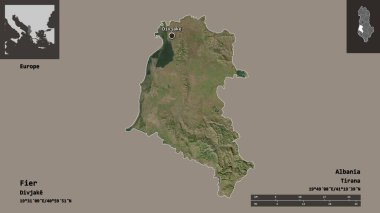 Arnavutluk 'un Fier ilçesi ve başkenti. Uzaklık ölçeği, ön gösterimler ve etiketler. Uydu görüntüleri. 3B görüntüleme