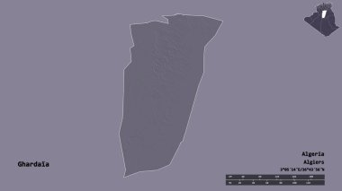 Cezayir 'in Ghardaia eyaleti, başkenti katı bir zemin üzerinde izole edilmiştir. Uzaklık ölçeği, bölge önizlemesi ve etiketleri. Renkli yükseklik haritası. 3B görüntüleme