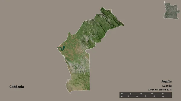アンゴラの州 カビンダの形は その資本がしっかりとした背景に隔離されています 距離スケール リージョンプレビュー およびラベル 衛星画像 3Dレンダリング — ストック写真