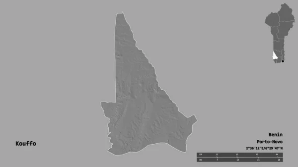 ベナンのコフォ県の形は その首都がしっかりとした背景に隔離されています 距離スケール リージョンプレビュー およびラベル 標高マップ 3Dレンダリング — ストック写真