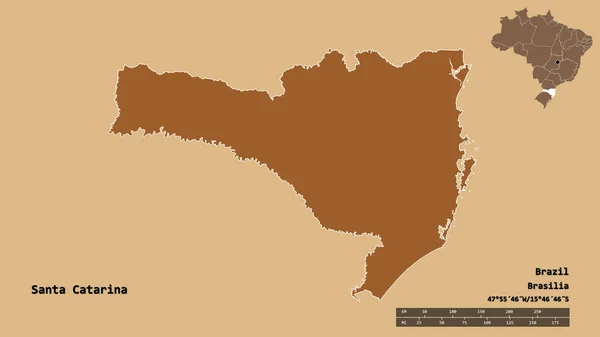 ブラジルのサンタ カタリーナ州の形で その首都はしっかりとした背景に隔離されています 距離スケール リージョンプレビュー およびラベル パターン化されたテクスチャの構成 3Dレンダリング — ストック写真
