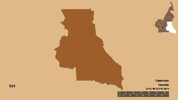 東の形 カメルーンの地域 その首都は 固体の背景に隔離されています 距離スケール リージョンプレビュー およびラベル パターン化されたテクスチャの構成 3Dレンダリング — ストック写真