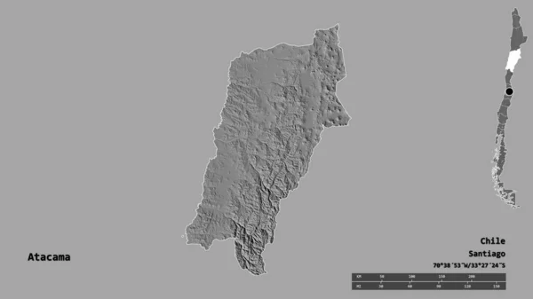 チリの地域であるアタカマの形で その首都はしっかりとした背景に隔離されています 距離スケール リージョンプレビュー およびラベル 標高マップ 3Dレンダリング — ストック写真