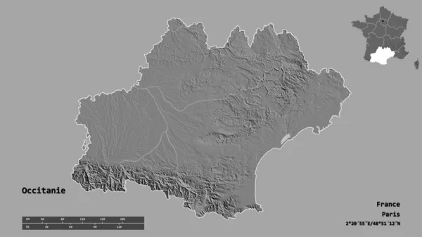 フランスの地方 オクシタニーの形で その首都はしっかりとした背景に隔離されています 距離スケール リージョンプレビュー およびラベル 標高マップ 3Dレンダリング — ストック写真