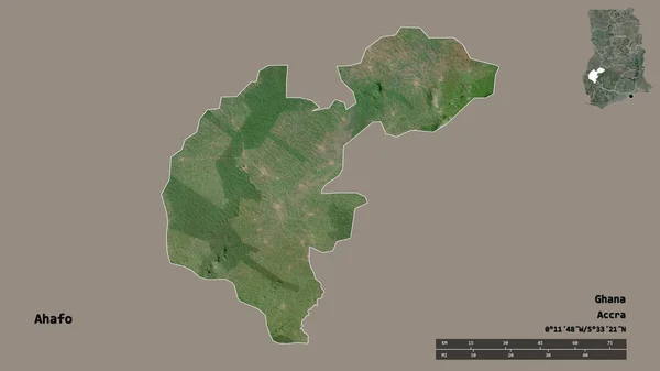 ガーナの地域であるアハフォの形で その首都はしっかりとした背景に隔離されています 距離スケール リージョンプレビュー およびラベル 衛星画像 3Dレンダリング — ストック写真