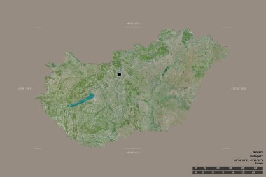 Macaristan bölgesi katı bir arka planda izole edilmiş bir sınır kutusunda. Ana bölgesel bölüm, mesafe ölçeği, etiketler. Uydu görüntüleri. 3B görüntüleme