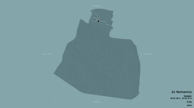 Irak 'ın El-Muthannia bölgesi, katı bir arka planda izole edilmiş bir sınır kutusunda. Etiketler. Renkli yükseklik haritası. 3B görüntüleme