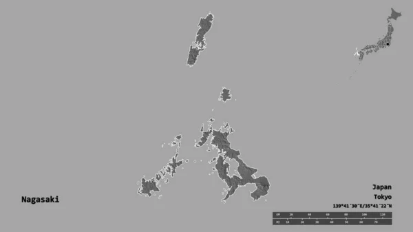 日本の長崎県の形で その首都はしっかりとした背景に隔離されています 距離スケール リージョンプレビュー およびラベル 標高マップ 3Dレンダリング — ストック写真