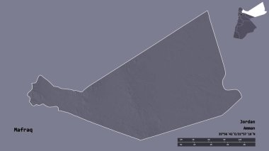Ürdün 'ün başkenti Mafraq' ın sağlam arka planda izole edilmiş hali. Uzaklık ölçeği, bölge önizlemesi ve etiketleri. Renkli yükseklik haritası. 3B görüntüleme
