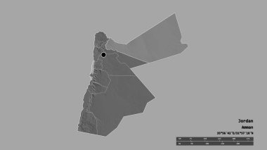Ürdün 'ün, başkenti, ana bölgesel bölümü ve ayrılan Mafraq bölgesi ile biçimlendirilmiş hali. Etiketler. Çift seviyeli yükseklik haritası. 3B görüntüleme