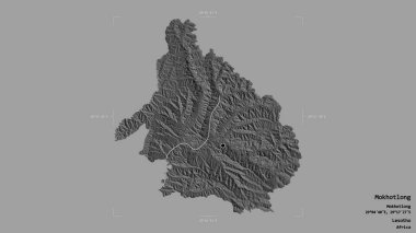 Mokhotlong bölgesi, Lesotho bölgesi, katı bir arka planda izole edilmiş bir sınır kutusunda. Etiketler. Çift seviyeli yükseklik haritası. 3B görüntüleme