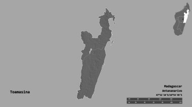 Madagaskar 'ın özerk eyaleti Toamasina' nın şekli, başkenti sağlam bir zemin üzerinde izole edilmiştir. Uzaklık ölçeği, bölge önizlemesi ve etiketleri. Çift seviyeli yükseklik haritası. 3B görüntüleme