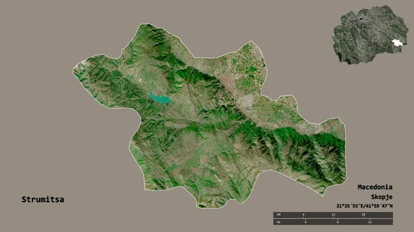 マケドニアの自治体であるStrumitsaの形は その首都はしっかりとした背景に隔離されています 距離スケール リージョンプレビュー およびラベル 衛星画像 3Dレンダリング — ストック写真