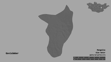 Moğolistan Belediyesi 'nin Govisumber şekli, başkenti sağlam bir zemin üzerinde izole edilmiştir. Uzaklık ölçeği, bölge önizlemesi ve etiketleri. Çift seviyeli yükseklik haritası. 3B görüntüleme