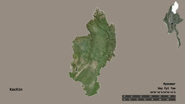 ミャンマーのカチン州の形で その首都はしっかりとした背景に隔離されています 距離スケール リージョンプレビュー およびラベル 衛星画像 3Dレンダリング — ストック写真