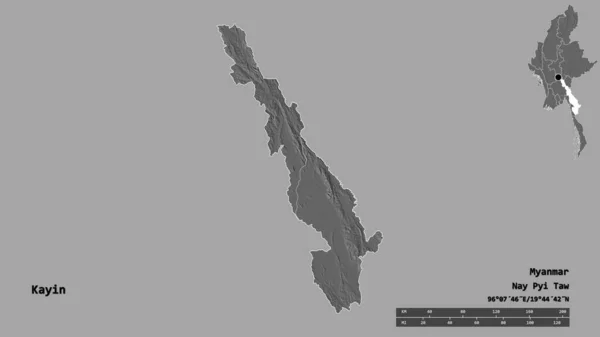 ミャンマーのカイン州の形で その首都はしっかりとした背景に隔離されています 距離スケール リージョンプレビュー およびラベル 標高マップ 3Dレンダリング — ストック写真