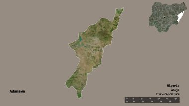 Nijerya eyaleti Adamawa 'nın şekli, başkenti sağlam bir zemin üzerinde izole edilmiş. Uzaklık ölçeği, bölge önizlemesi ve etiketleri. Uydu görüntüleri. 3B görüntüleme