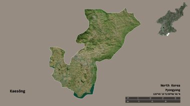 Kaesong 'un şekli, Kuzey Kore' nin özel idari bölgesi, başkenti sağlam arka planda izole edilmiş. Uzaklık ölçeği, bölge önizlemesi ve etiketleri. Uydu görüntüleri. 3B görüntüleme