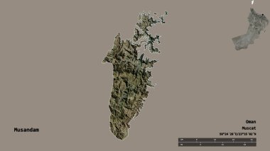 Umman ili Musandam 'ın şekli, başkenti sağlam bir zemin üzerinde izole edilmiş. Uzaklık ölçeği, bölge önizlemesi ve etiketleri. Uydu görüntüleri. 3B görüntüleme