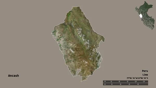秘鲁安卡什地区的形状 其首都在坚实的背景下与世隔绝 距离尺度 区域预览和标签 卫星图像 3D渲染 — 图库照片