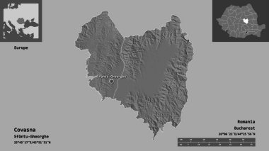 Romanya 'nın Covasna ilçesi ve başkenti. Uzaklık ölçeği, ön gösterimler ve etiketler. Çift seviyeli yükseklik haritası. 3B görüntüleme