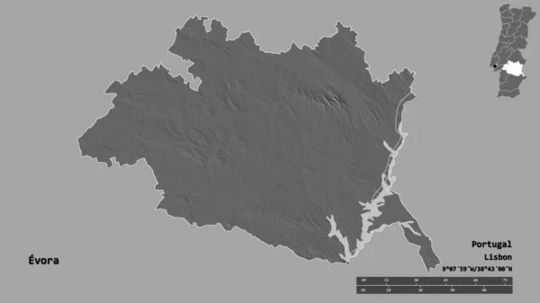 ポルトガルの首都エヴォラの形は しっかりとした背景に隔離されています 距離スケール リージョンプレビュー およびラベル 標高マップ 3Dレンダリング — ストック写真