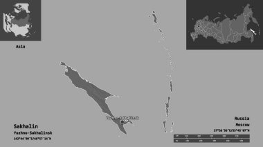 Sakhalin 'in şekli, Rusya bölgesi ve başkenti. Uzaklık ölçeği, ön gösterimler ve etiketler. Çift seviyeli yükseklik haritası. 3B görüntüleme