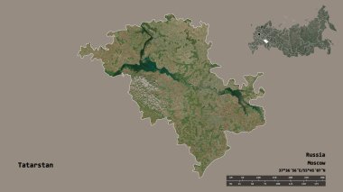 Rusya cumhuriyeti Tataristan 'ın şekli, başkenti sağlam bir zemin üzerinde izole edilmiş. Uzaklık ölçeği, bölge önizlemesi ve etiketleri. Uydu görüntüleri. 3B görüntüleme