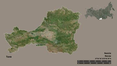 Rusya Cumhuriyeti 'nin başkenti sağlam arka planda izole edilmiş Tuva şekli. Uzaklık ölçeği, bölge önizlemesi ve etiketleri. Uydu görüntüleri. 3B görüntüleme