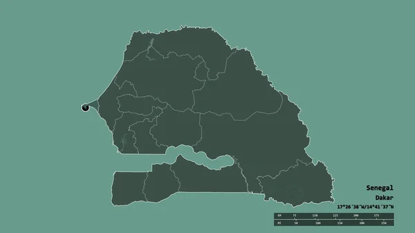 主要な地域部門と分離されたダカール地域とセネガルの荒廃した形状 ラベル 色の標高マップ 3Dレンダリング — ストック写真