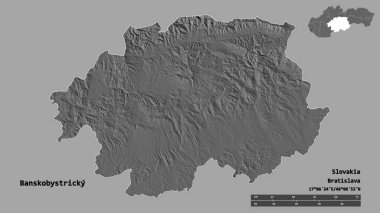 Slovakya 'nın başkenti Banskobystricky' nin katı arka planda izole edilmiş hali. Uzaklık ölçeği, bölge önizlemesi ve etiketleri. Çift seviyeli yükseklik haritası. 3B görüntüleme