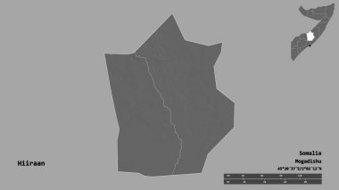 Başkenti sağlam bir zemine sahip olan Somali bölgesinin Hiiraan şekli. Uzaklık ölçeği, bölge önizlemesi ve etiketleri. Çift seviyeli yükseklik haritası. 3B görüntüleme