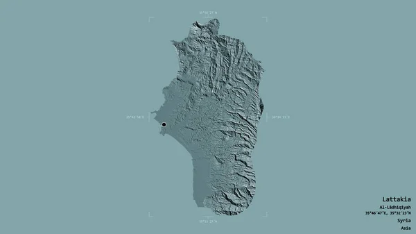 シリアの州であるラタキアの地域は 洗練された境界ボックス内の強固な背景に隔離されています ラベル 色の標高マップ 3Dレンダリング — ストック写真