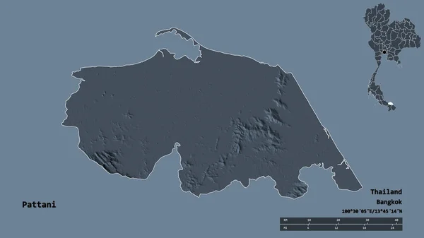 タイ王国のパッターニー県の形で その首都はしっかりとした背景に隔離されています 距離スケール リージョンプレビュー およびラベル 色の標高マップ 3Dレンダリング — ストック写真