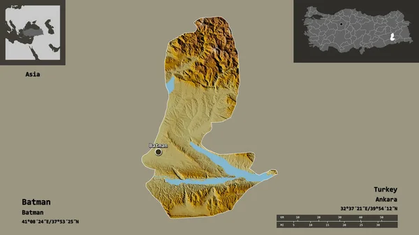 バットマンの形 トルコの州 その首都 距離スケール プレビューおよびラベル 地形図 3Dレンダリング — ストック写真