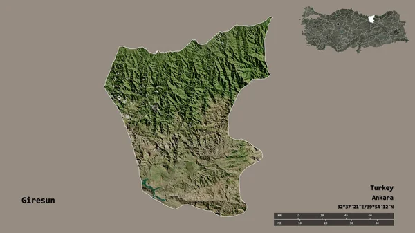 トルコの州であるGiresunの形は その首都をしっかりとした背景に孤立させています 距離スケール リージョンプレビュー およびラベル 衛星画像 3Dレンダリング — ストック写真