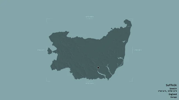 イングランドの行政郡サフォークの地域は 洗練された境界線の箱の中にしっかりとした背景に孤立していた ラベル 色の標高マップ 3Dレンダリング — ストック写真
