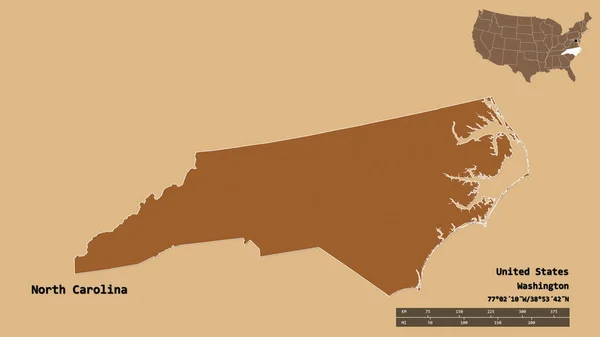 美国大陆州北卡罗莱纳州的形状 其首都在坚实的背景下与世隔绝 距离尺度 区域预览和标签 图形纹理的组成 3D渲染 — 图库照片
