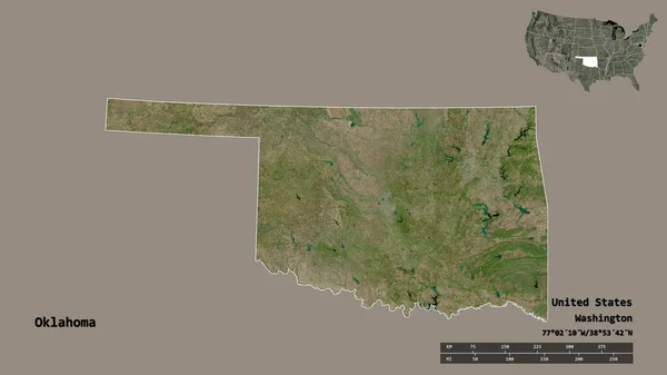 オクラホマ州の形 米国本土の状態 その資本は 固体の背景に隔離されています 距離スケール リージョンプレビュー およびラベル 衛星画像 3Dレンダリング — ストック写真