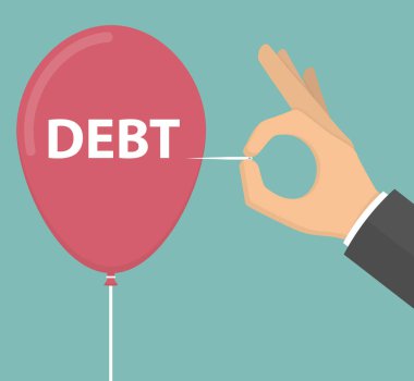Borç kavramından kurtulmak. Üzerinde borç metni olan kırmızı balonu iğneleyen ya da iğneleyen el