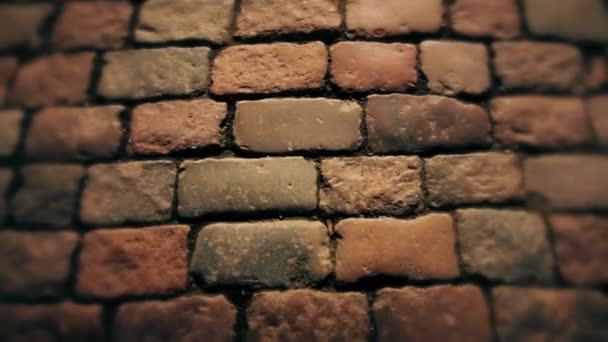 在旧城区内的人行道上的鹅卵石 — 图库视频影像