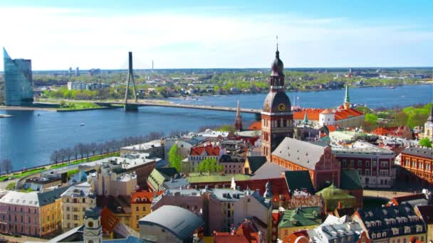 Vista Aérea Del Centro Riga Desde Iglesia San Pedro Letonia — Vídeos de Stock