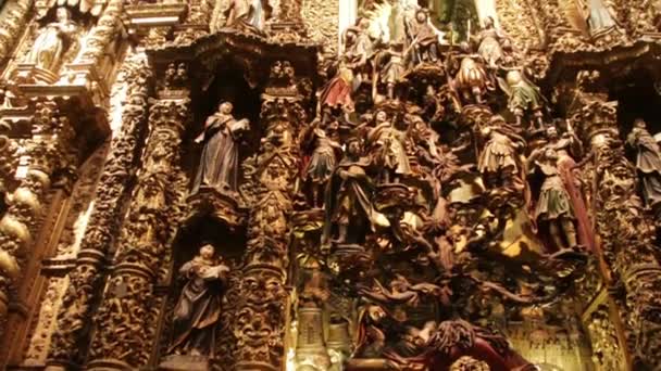 Interiér kostela San Francisco v Porto, Portugalsko — Stock video
