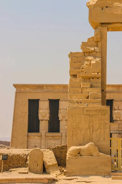 Las Ruinas Del Hermoso Templo Antiguo Dendera Templo Hathor Egipto — Foto de Stock