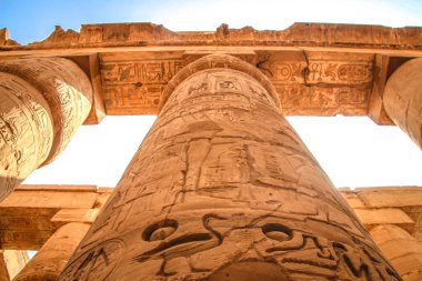 Luksor güzel antik tapınak kalıntıları. Harabeleri, Orta Tapınağı, Amun-Ra.