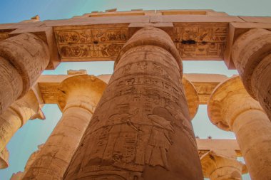 Luksor güzel antik tapınak kalıntıları. Harabeleri, Orta Tapınağı, Amun-Ra.